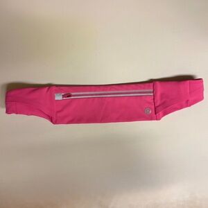 NWOT Lululemon Fast and Free Belt Bag